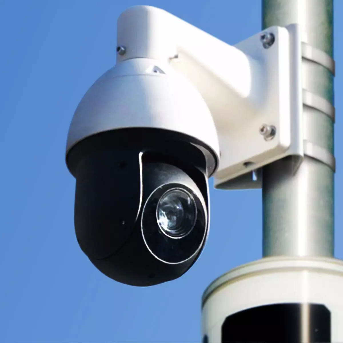Solar powered cctv