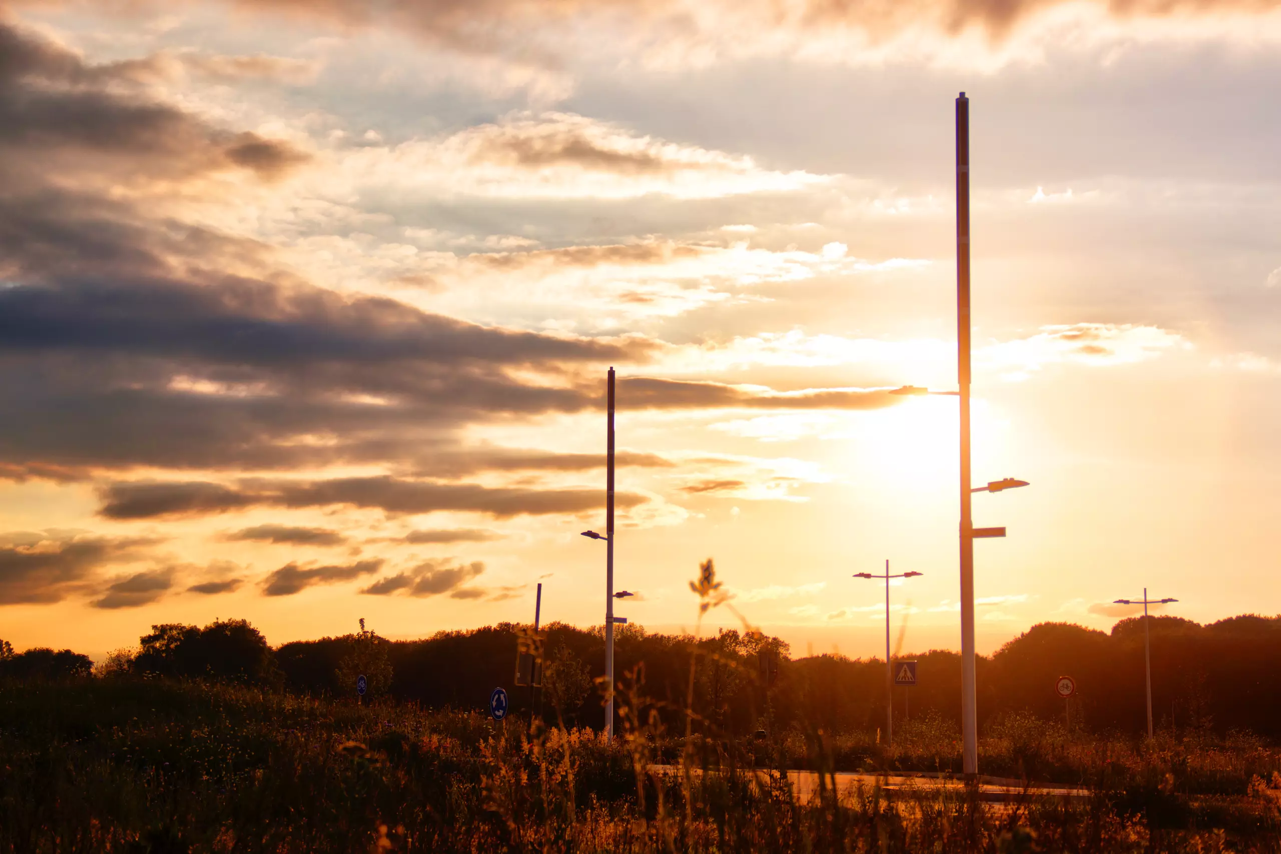 Soluxio hybrid solar light at sunset